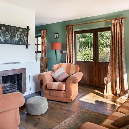 Guest house Tig Bhric & West Kerry Brewery Ballyferriter